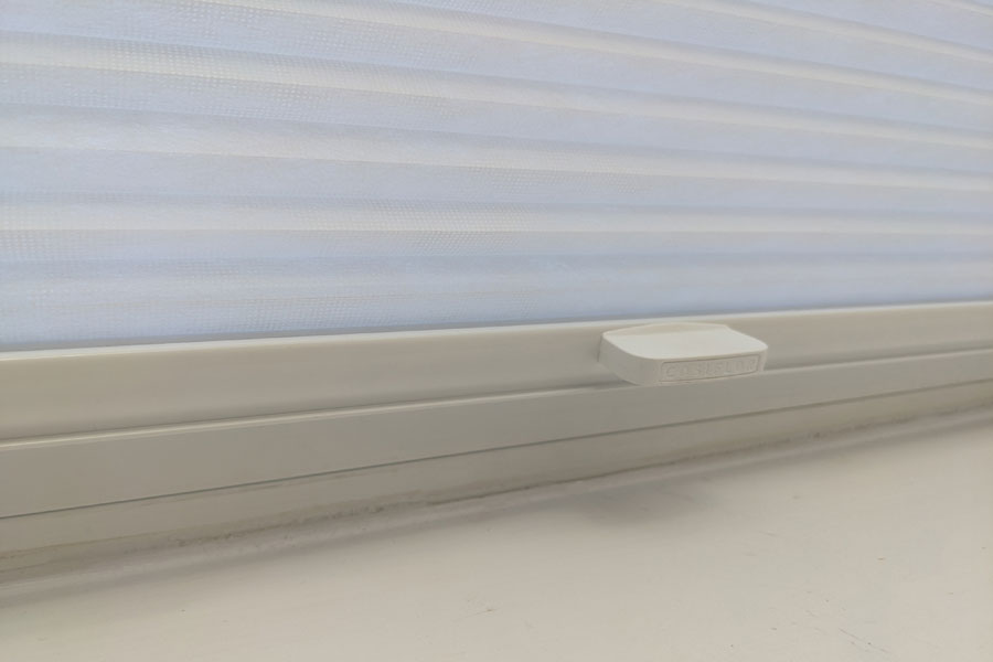 shaped cellular blinds with hand operation