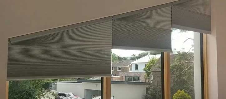 Shaped honeycomb duette blinds